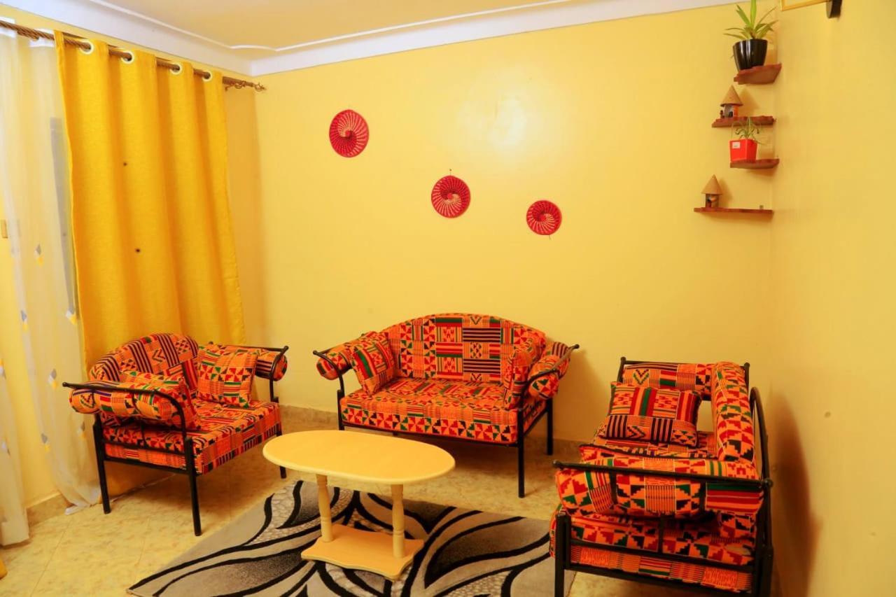 Palm Star Motel Fort Portal Exterior photo